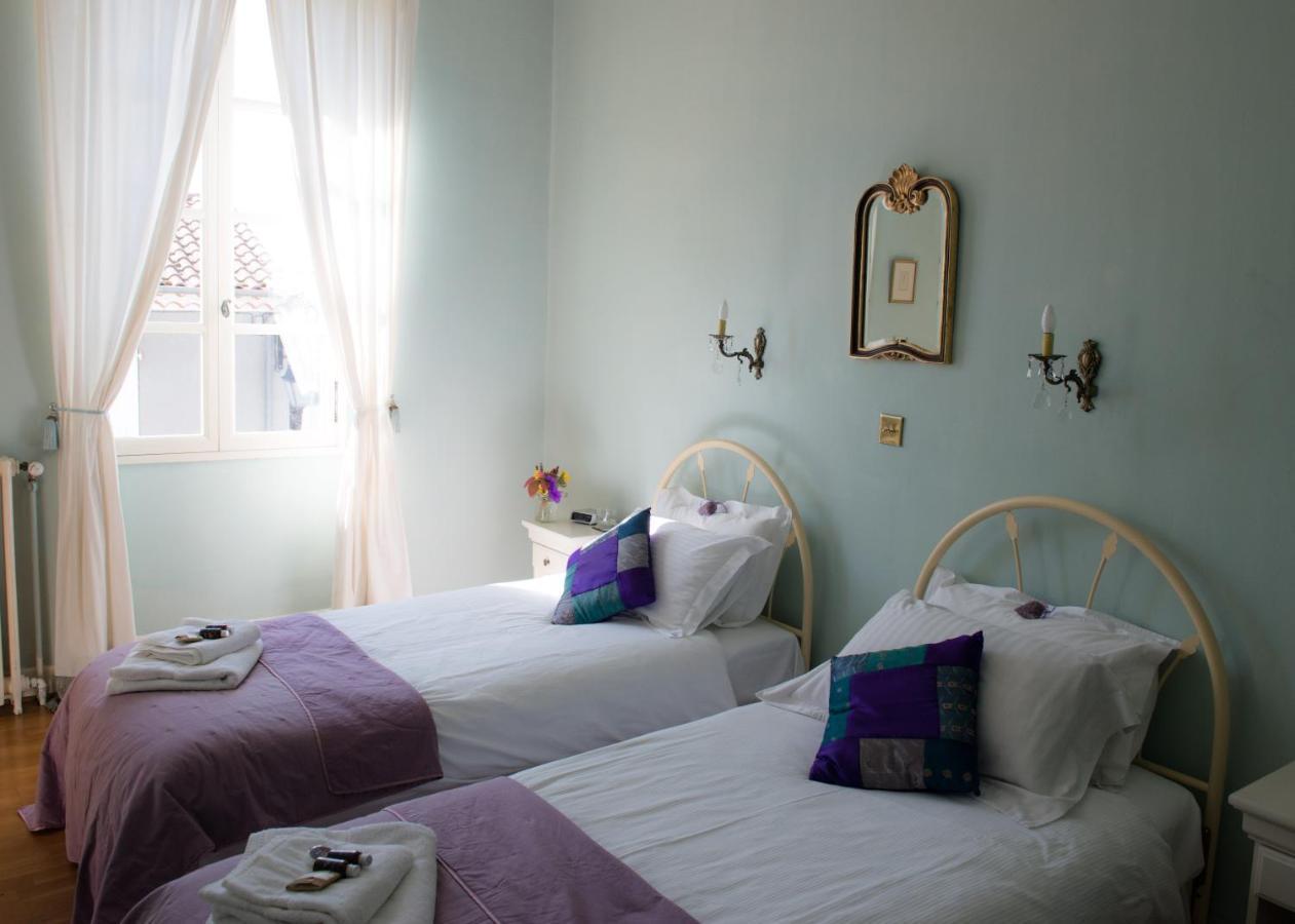 Le Petit Cochon Bed & Breakfast Valence-sur-Baise Exterior photo